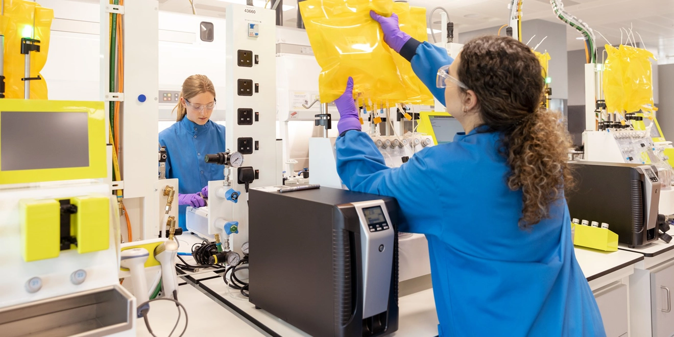 Científicas laboratorio